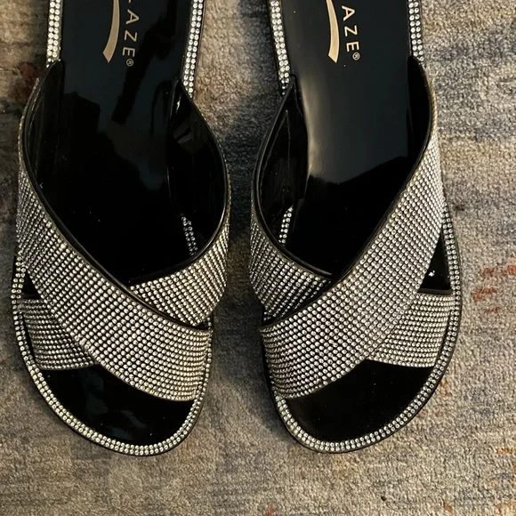 Clearance Sale🛍️Glaze Women's Elegant Black and Silver Sandals - Picture 4 of 6